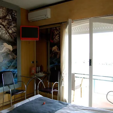 Bed & Breakfast Rita Sanremo