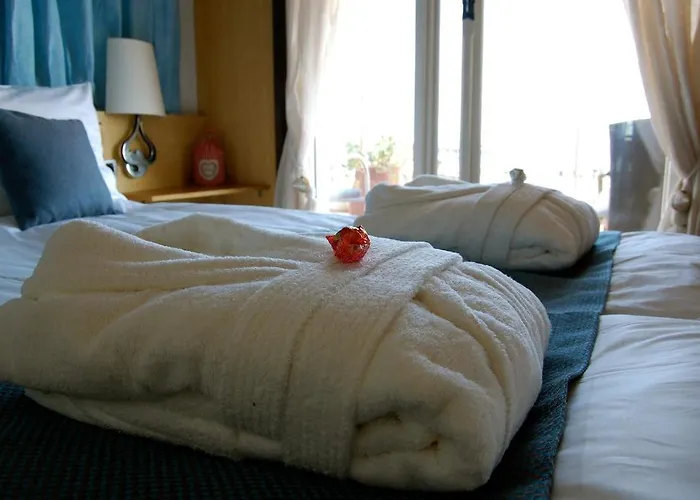 Rita Nocleg ze śniadaniem 3*